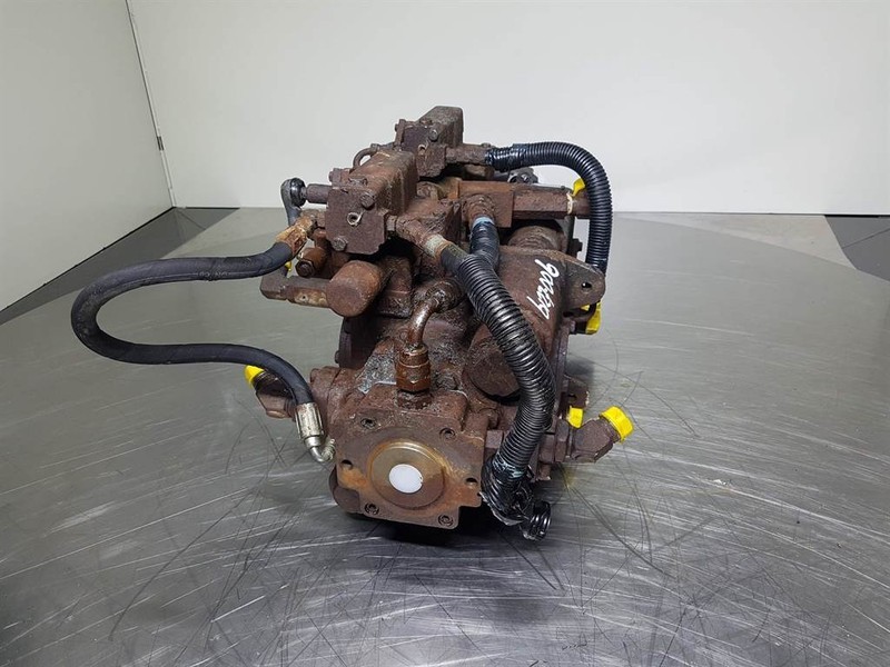 Daikin - Sundstrand PV2121-531 - Drive pump/Fahrpu - Idraulica: foto 4 Daikin - Sundstrand PV2121-531 - Drive pump/Fahrpu - Idraulica: foto 4