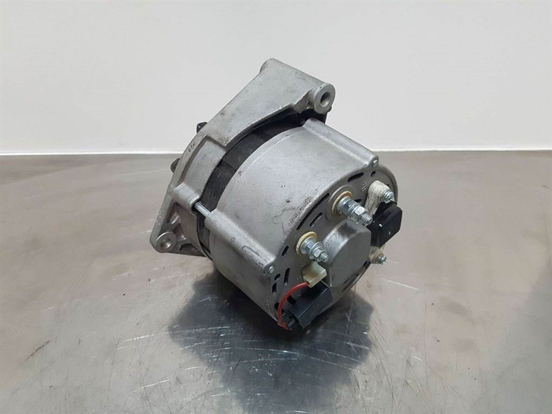 Deutz 28V 27A - Alternator/Lichtmaschine/Dynamo - Motore per Macchina da cantiere: foto 4 Deutz 28V 27A - Alternator/Lichtmaschine/Dynamo - Motore per Macchina da cantiere: foto 4