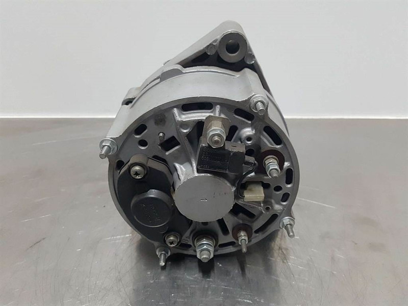 Deutz 913/1013-28V 55A-Alternator/Lichtmaschine/Dynamo - Motore per Macchina da cantiere: foto 5 Deutz 913/1013-28V 55A-Alternator/Lichtmaschine/Dynamo - Motore per Macchina da cantiere: foto 5