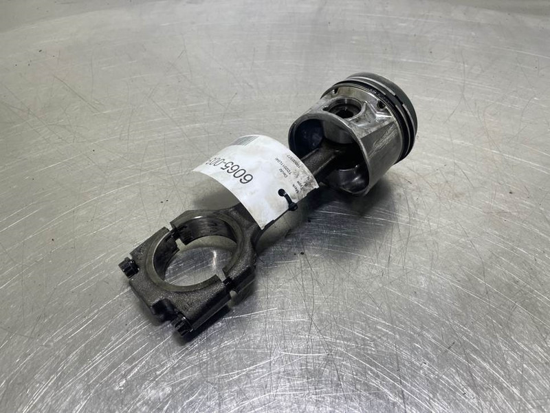 Deutz TD2011L04I - Piston/Kolben/Zuiger - Motore per Macchina da cantiere: foto 4 Deutz TD2011L04I - Piston/Kolben/Zuiger - Motore per Macchina da cantiere: foto 4