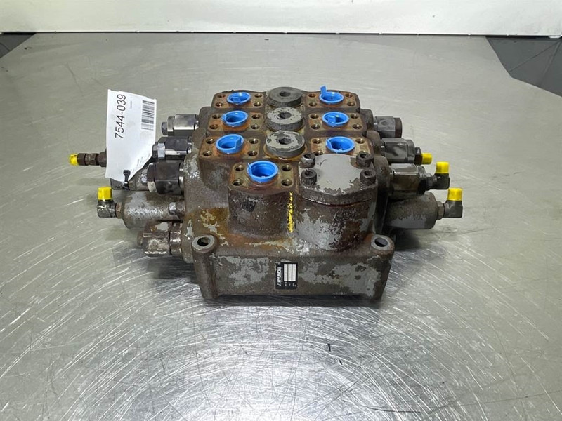 Hyundai HL757-7A-31LD-00030-WA28D7D7F1-57-Valve/Ventile - Idraulica per Macchina da cantiere: foto 4 Hyundai HL757-7A-31LD-00030-WA28D7D7F1-57-Valve/Ventile - Idraulica per Macchina da cantiere: foto 4