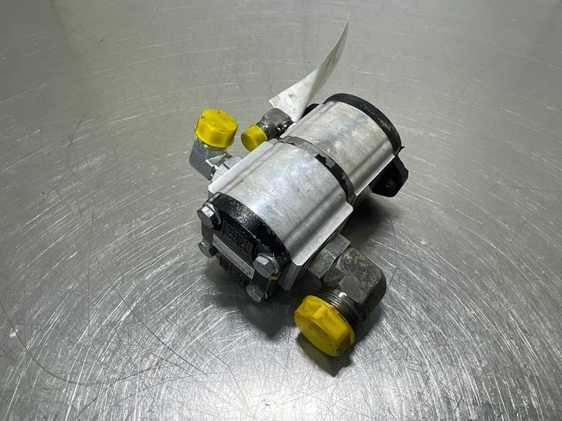 Hyundai HL757-7A-31LD-40500-Fan & brake pump - Idraulica per Macchina da cantiere: foto 3 Hyundai HL757-7A-31LD-40500-Fan & brake pump - Idraulica per Macchina da cantiere: foto 3