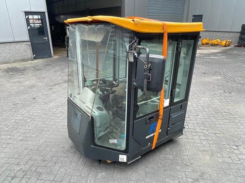 Hyundai HL757-7A-71LB-12012 / 71LB-12013 /71LB-12014-Cabin - Cabina e interni per Macchina da cantiere: foto 1 Hyundai HL757-7A-71LB-12012 / 71LB-12013 /71LB-12014-Cabin - Cabina e interni per Macchina da cantiere: foto 1