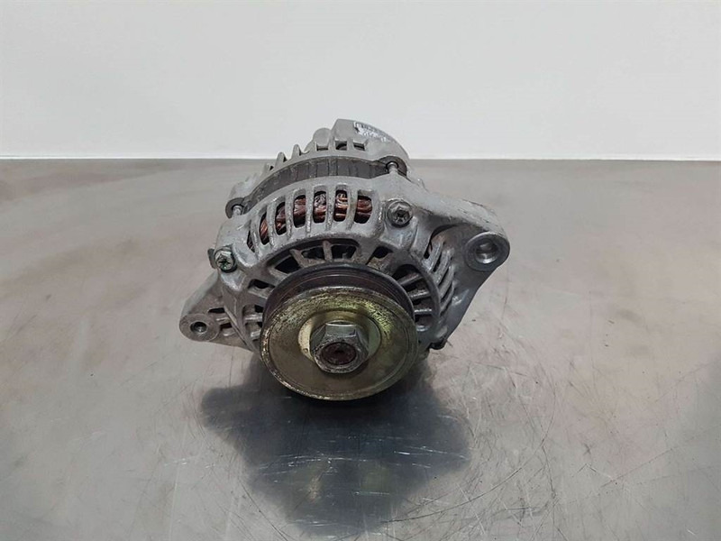 Kubota 12V 60A-A1TA1777-Alternator/Lichtmaschine/Dynamo - Motore per Macchina da cantiere: foto 2 Kubota 12V 60A-A1TA1777-Alternator/Lichtmaschine/Dynamo - Motore per Macchina da cantiere: foto 2