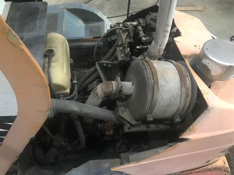 Liebherr L 544 (For parts) - Pala gommata: foto 3 Liebherr L 544 (For parts) - Pala gommata: foto 3