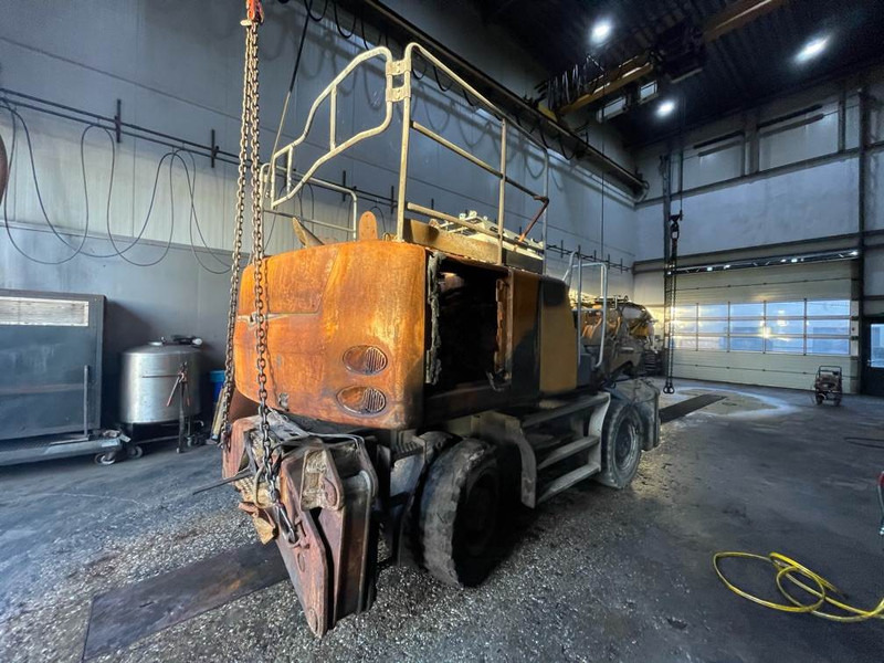 Liebherr LH 22 M - (For parts) - Escavatore gommato: foto 3 Liebherr LH 22 M - (For parts) - Escavatore gommato: foto 3