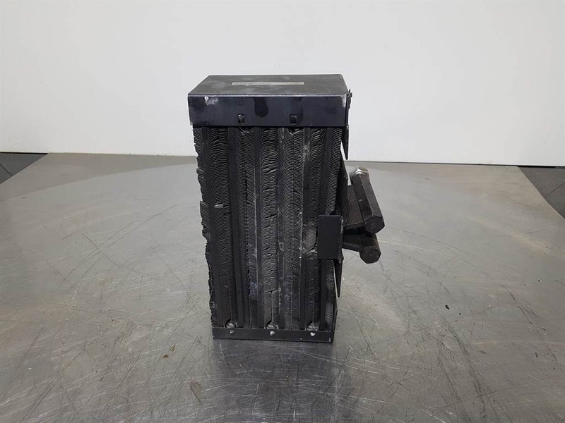 O & K RH6-1186-359-Airco condenser/Klimakondensator - Telaio per Macchina da cantiere: foto 3 O & K RH6-1186-359-Airco condenser/Klimakondensator - Telaio per Macchina da cantiere: foto 3