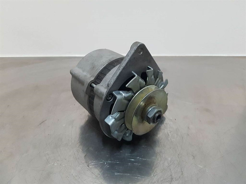 Perkins 12V 33A-11201507-Alternator/Lichtmaschine/Dynamo - Motore per Macchina da cantiere: foto 1 Perkins 12V 33A-11201507-Alternator/Lichtmaschine/Dynamo - Motore per Macchina da cantiere: foto 1
