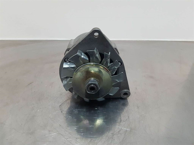 Perkins 12V 33A-11201507-Alternator/Lichtmaschine/Dynamo - Motore per Macchina da cantiere: foto 2 Perkins 12V 33A-11201507-Alternator/Lichtmaschine/Dynamo - Motore per Macchina da cantiere: foto 2