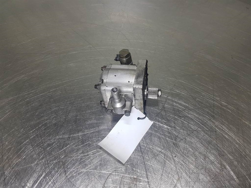 Perkins T4.236-XugpaBnuka A42X-Gearpump/Zahnradpumpe - Idraulica per Macchina da cantiere: foto 1 Perkins T4.236-XugpaBnuka A42X-Gearpump/Zahnradpumpe - Idraulica per Macchina da cantiere: foto 1