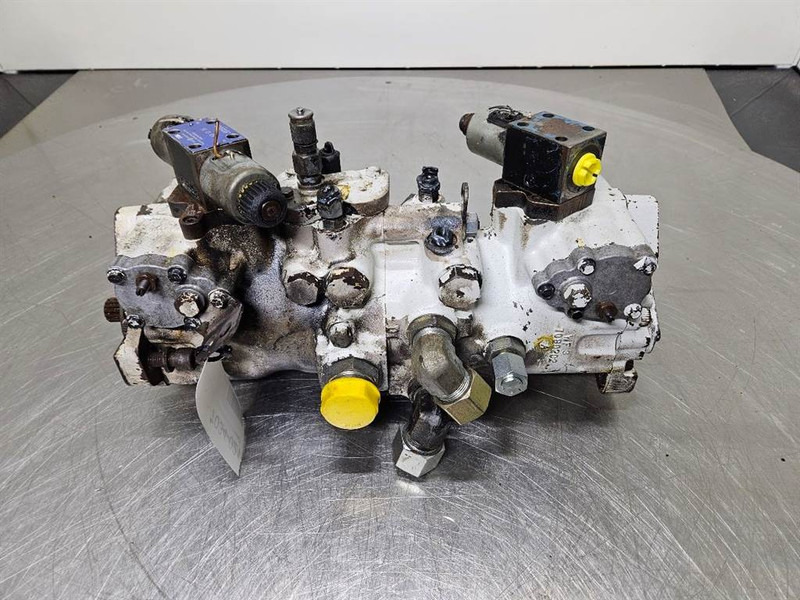 Sauer Sundstrand -7090202-Tandem pump/Fahrpumpe/Ri - Idraulica per Macchina da cantiere: foto 1 Sauer Sundstrand -7090202-Tandem pump/Fahrpumpe/Ri - Idraulica per Macchina da cantiere: foto 1