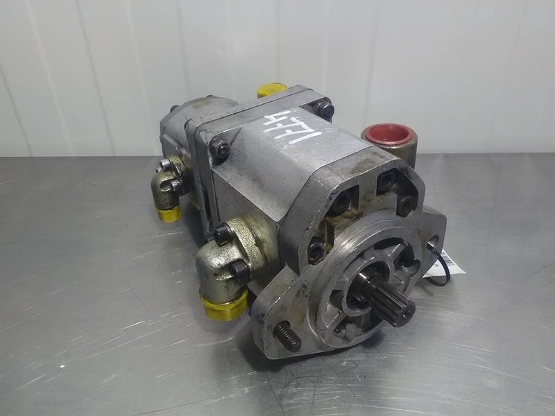 Sauer Sundstrand TAP22-90/26,5D - Gearpump - Idraulica: foto 1 Sauer Sundstrand TAP22-90/26,5D - Gearpump - Idraulica: foto 1