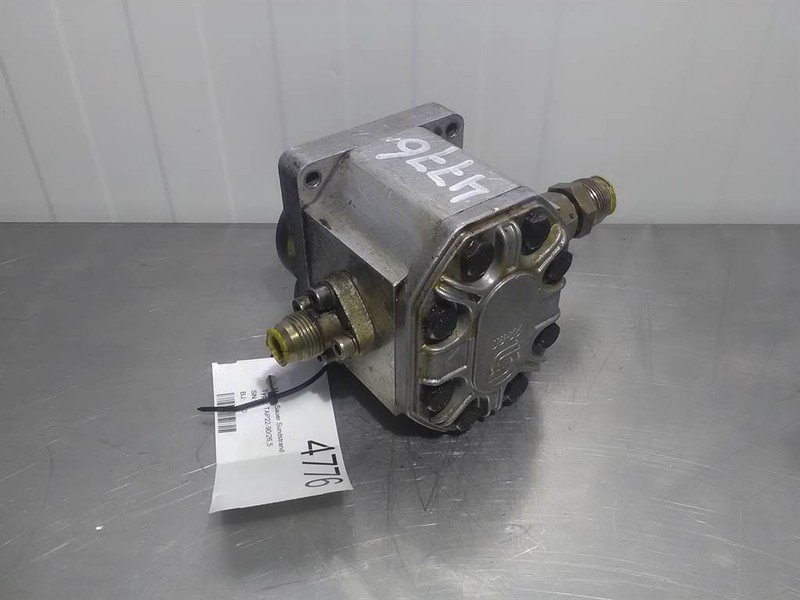 Sauer Sundstrand TAP22-90/26,5SC001/1D - Gearpump - Idraulica: foto 2 Sauer Sundstrand TAP22-90/26,5SC001/1D - Gearpump - Idraulica: foto 2