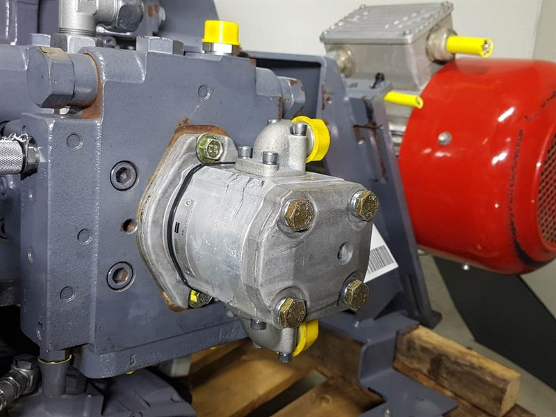 Vögele 1802925 / 2046225-Haldex WP09A1-1802925-Gearpump - Idraulica: foto 2 Vögele 1802925 / 2046225-Haldex WP09A1-1802925-Gearpump - Idraulica: foto 2