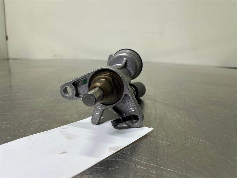 Volvo L30B-Z/X-Deutz TD2011L04I-04103662DX-Fuel pump - Motore per Macchina da cantiere: foto 3 Volvo L30B-Z/X-Deutz TD2011L04I-04103662DX-Fuel pump - Motore per Macchina da cantiere: foto 3