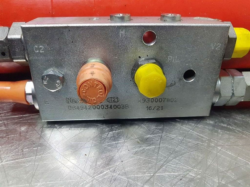 Yanmar V70 Speeder-5906000600-Tilt cylinder/Kippzylinder - Idraulica per Macchina da cantiere: foto 5 Yanmar V70 Speeder-5906000600-Tilt cylinder/Kippzylinder - Idraulica per Macchina da cantiere: foto 5