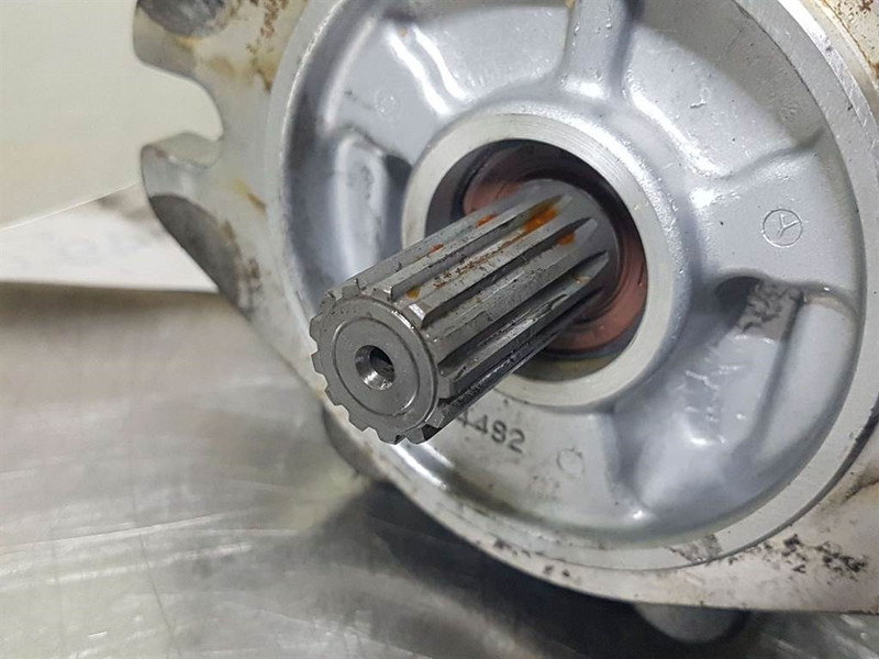 Yanmar V70 Speeder - Gearpump/Zahnradpumpe/Tandwielpomp - Idraulica per Macchina da cantiere: foto 4 Yanmar V70 Speeder - Gearpump/Zahnradpumpe/Tandwielpomp - Idraulica per Macchina da cantiere: foto 4