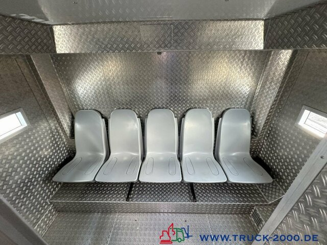 Mercedes-Benz Setra Gefangentransporter 15 Zellen-29 Gefangene - Camion: foto 4 Mercedes-Benz Setra Gefangentransporter 15 Zellen-29 Gefangene - Camion: foto 4