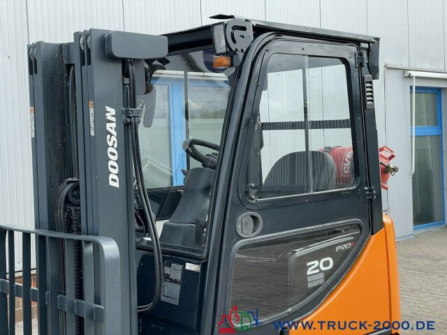 Doosan G20SC-5 Hubhöhe 4.5 m 2000 Kg 4505 h Neue Reifen - Carrello elevatore a gas: foto 3 Doosan G20SC-5 Hubhöhe 4.5 m 2000 Kg 4505 h Neue Reifen - Carrello elevatore a gas: foto 3