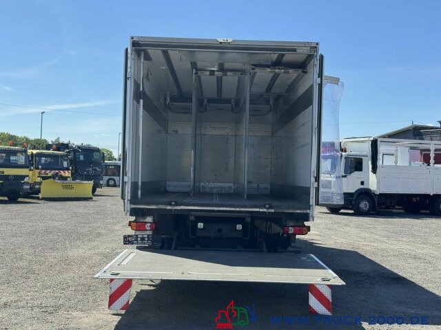 Iveco 120E22 Frisch- Tiefkühler Supra850MT 3Zonen +LBW - Autocarro frigorifero: foto 4 Iveco 120E22 Frisch- Tiefkühler Supra850MT 3Zonen +LBW - Autocarro frigorifero: foto 4