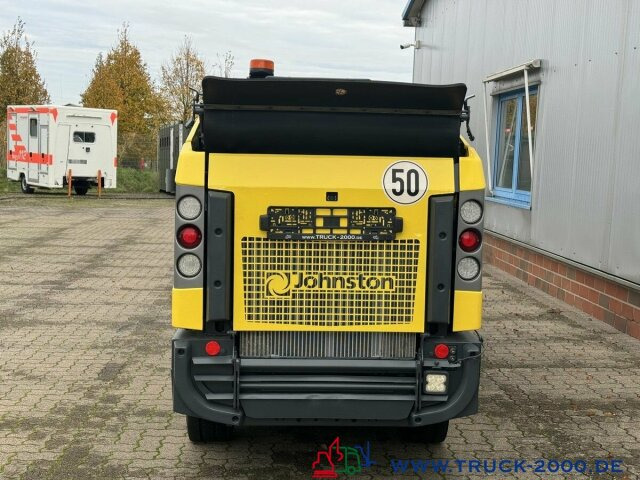 Johnston Bucher Sweeper CX 201 Kehren + Sprühen Klima - Spazzatrice stradale: foto 3 Johnston Bucher Sweeper CX 201 Kehren + Sprühen Klima - Spazzatrice stradale: foto 3
