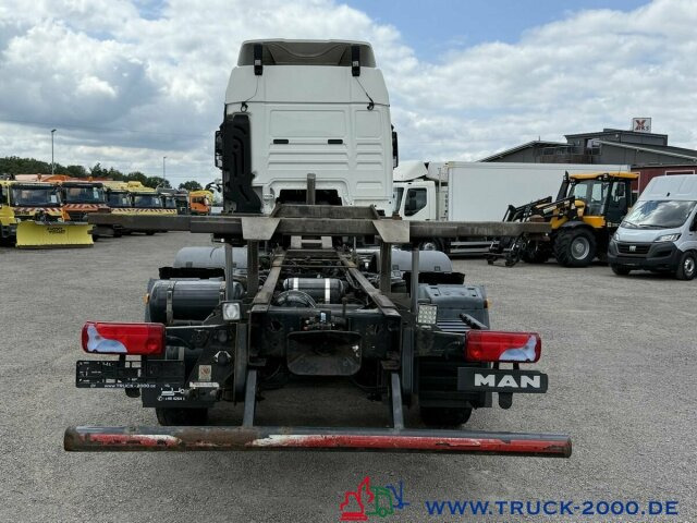 MAN TGX 26.480 XLX Haus Bett hydr Hub Multi Wechsler - Autocarro portacontainer/ Caisse interchangeable: foto 3 MAN TGX 26.480 XLX Haus Bett hydr Hub Multi Wechsler - Autocarro portacontainer/ Caisse interchangeable: foto 3