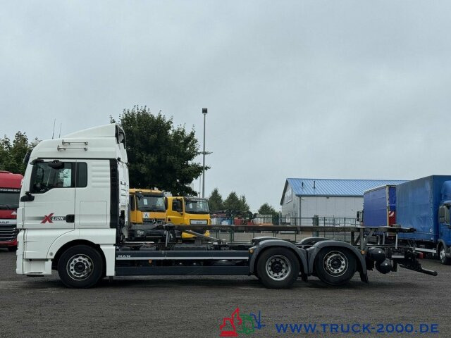 MAN TGX 26.500 XLX Haus Bett hydr Hub Multi Wechsler - Autocarro portacontainer/ Caisse interchangeable: foto 4 MAN TGX 26.500 XLX Haus Bett hydr Hub Multi Wechsler - Autocarro portacontainer/ Caisse interchangeable: foto 4