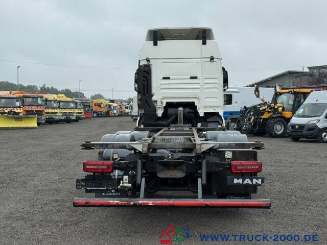 MAN TGX 26.500 XLX Haus Bett hydr Hub Multi Wechsler - Autocarro portacontainer/ Caisse interchangeable: foto 2 MAN TGX 26.500 XLX Haus Bett hydr Hub Multi Wechsler - Autocarro portacontainer/ Caisse interchangeable: foto 2
