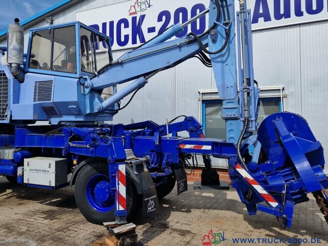 Macchina da cantiere Mercedes-Benz 1831 4x4 Menzi Muck Baum Stubben - Wurzelfräse: foto 13