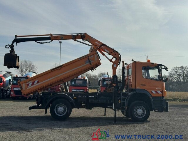 Mercedes-Benz Axor 1829 4x4 Atlas 7m=800kg FB Winterdienst - Autocarro ribaltabile, Camion con gru: foto 5 Mercedes-Benz Axor 1829 4x4 Atlas 7m=800kg FB Winterdienst - Autocarro ribaltabile, Camion con gru: foto 5