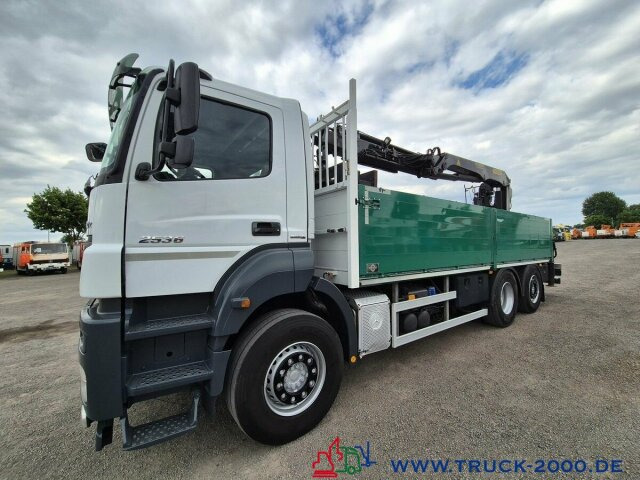 Mercedes-Benz Axor 2536 Palfinger PK 18001 HP Nur 233.964 KM - Autocarro con pianale/ Cassone fisso, Camion con gru: foto 2 Mercedes-Benz Axor 2536 Palfinger PK 18001 HP Nur 233.964 KM - Autocarro con pianale/ Cassone fisso, Camion con gru: foto 2