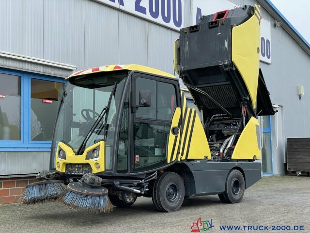 Schmidt Johnston Bucher CX 201 Sweeper Kehren + Sprühen - Spazzatrice stradale: foto 5 Schmidt Johnston Bucher CX 201 Sweeper Kehren + Sprühen - Spazzatrice stradale: foto 5