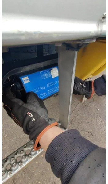 Dhollandia Tailgate / Loadboard / Laadklep / Achtersluitklep 2000 kg MBB / Palfinger / B.A.R. Cargolift - Sponda idraulica: foto 5 Dhollandia Tailgate / Loadboard / Laadklep / Achtersluitklep 2000 kg MBB / Palfinger / B.A.R. Cargolift - Sponda idraulica: foto 5