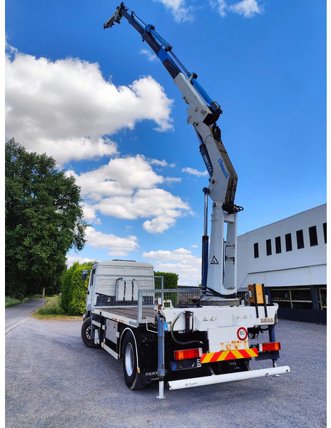 MAN 18.410 F2000 Cormach 22000 E4F + jib - Autocarro con pianale/ Cassone fisso, Camion con gru: foto 2 MAN 18.410 F2000 Cormach 22000 E4F + jib - Autocarro con pianale/ Cassone fisso, Camion con gru: foto 2