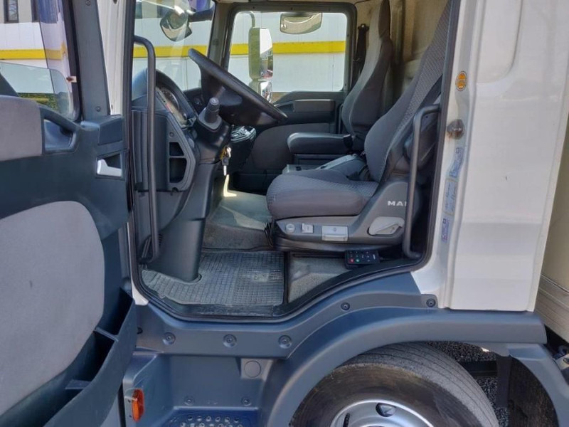 MAN TGL 12.210 Automaat euro4 - Autocarro furgonato: foto 5 MAN TGL 12.210 Automaat euro4 - Autocarro furgonato: foto 5