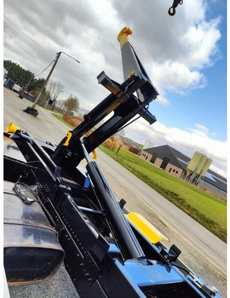 MAN TGL 12.250 Containersysteem Jimeca met kraan Palfinger PK4501 - Autocarro scarrabile, Camion con gru: foto 3 MAN TGL 12.250 Containersysteem Jimeca met kraan Palfinger PK4501 - Autocarro scarrabile, Camion con gru: foto 3