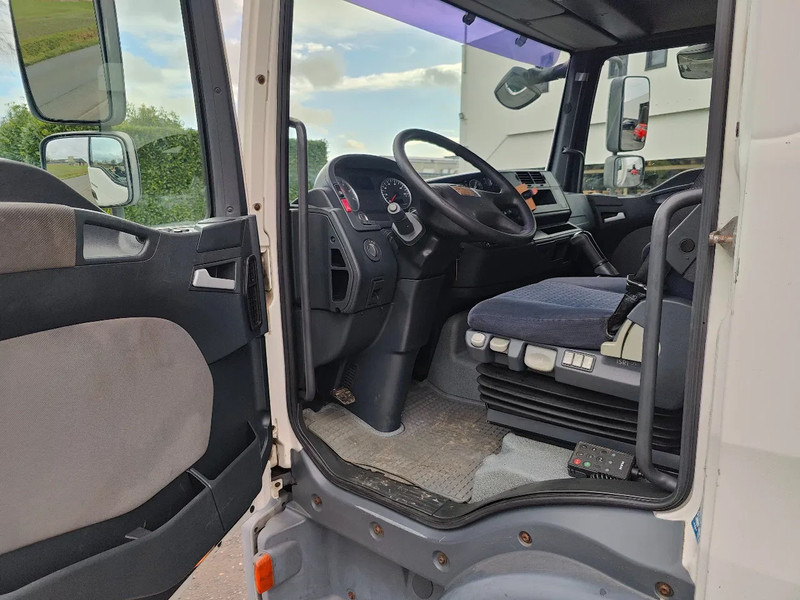MAN TGL 8.180 Boxtruck NO PAPERS - Autocarro furgonato: foto 5 MAN TGL 8.180 Boxtruck NO PAPERS - Autocarro furgonato: foto 5