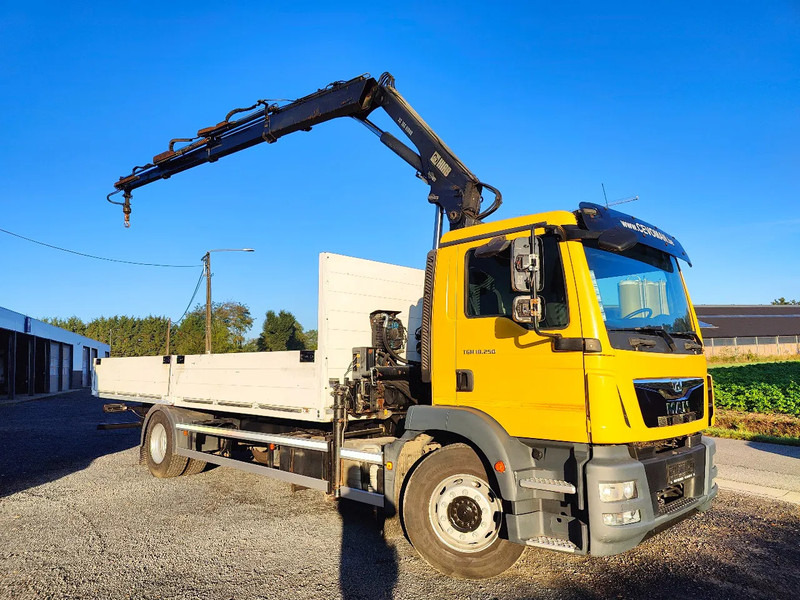 MAN TGM 18.250 Open box + HIAB 166-3 - Autocarro con pianale/ Cassone fisso, Camion con gru: foto 2 MAN TGM 18.250 Open box + HIAB 166-3 - Autocarro con pianale/ Cassone fisso, Camion con gru: foto 2