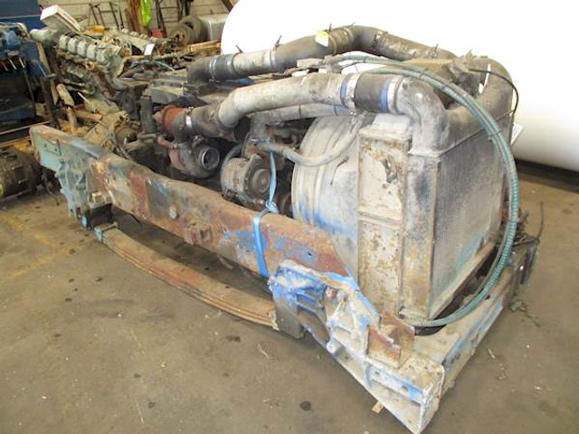 Cummins L10-325 - Motore per Camion: foto 3 Cummins L10-325 - Motore per Camion: foto 3
