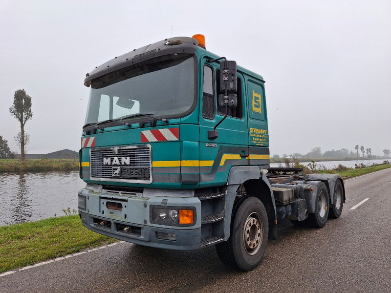 MAN 26.463 6X4 - Trattore stradale: foto 1 MAN 26.463 6X4 - Trattore stradale: foto 1
