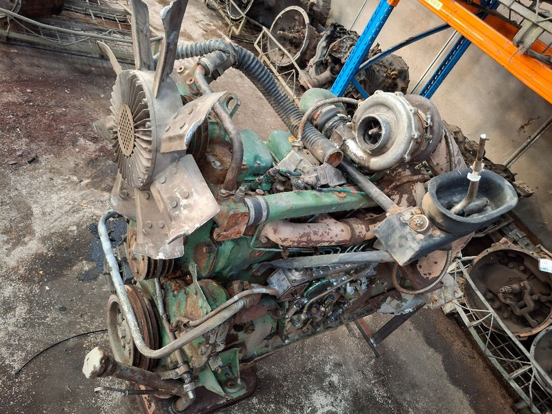 Volvo TD120A - Motore: foto 4 Volvo TD120A - Motore: foto 4