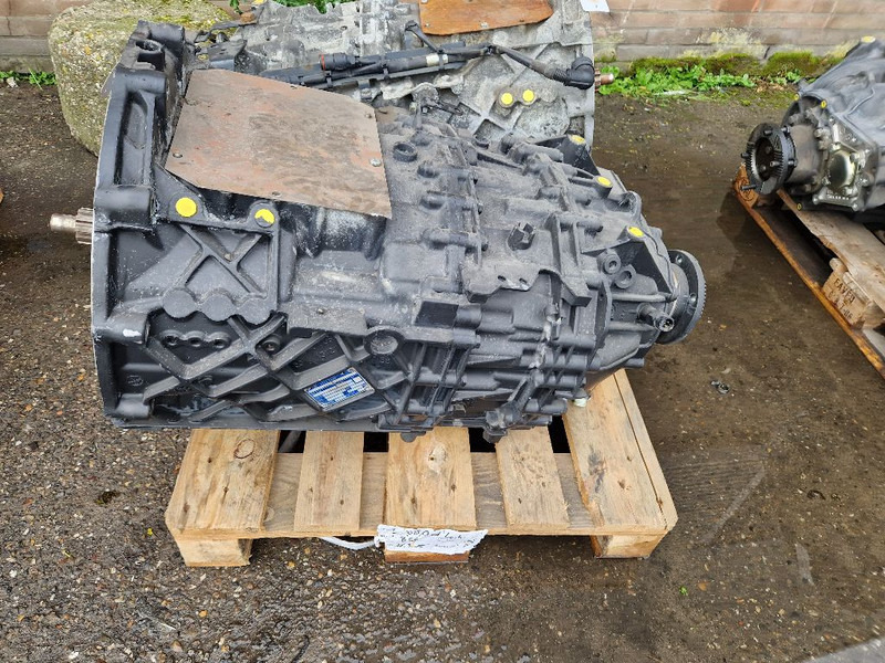 ZF ASTRONIC 12AS2130 TD - Cambio: foto 1 ZF ASTRONIC 12AS2130 TD - Cambio: foto 1