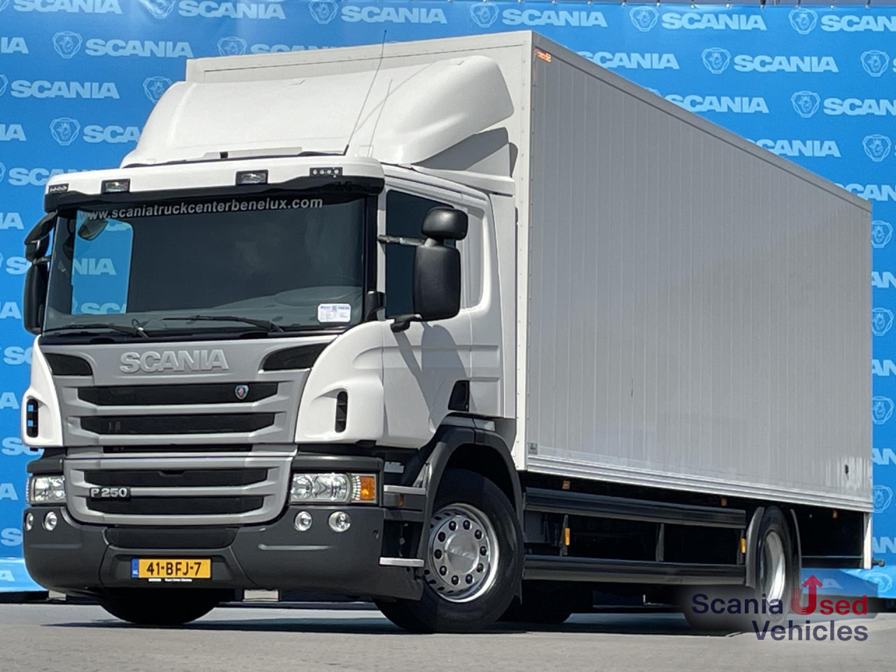 SCANIA P 250 DB4x2MNB SIDE DOORS FULL AIR 250X246X250CM - Autocarro furgonato: foto 1 SCANIA P 250 DB4x2MNB SIDE DOORS FULL AIR 250X246X250CM - Autocarro furgonato: foto 1
