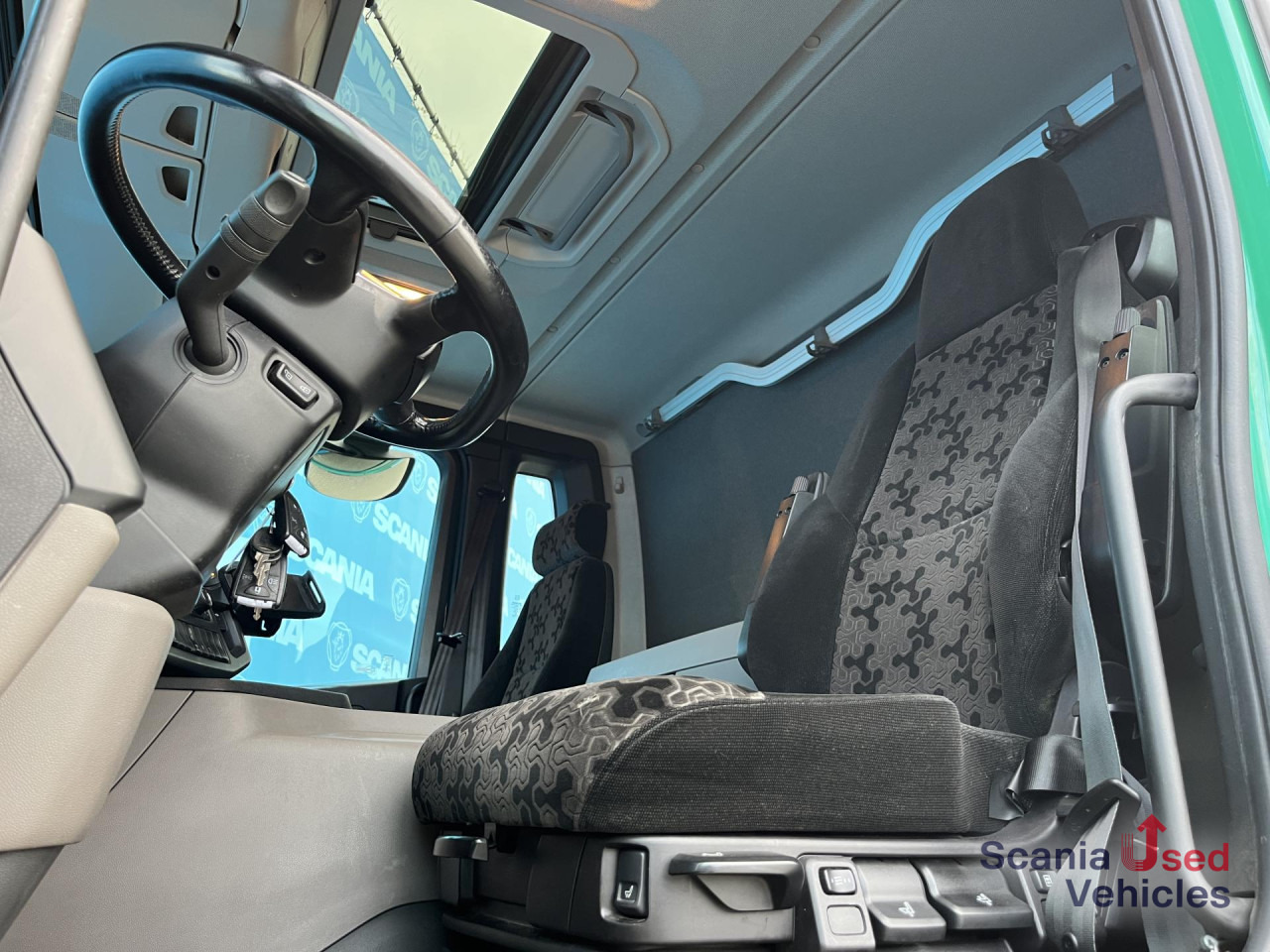 SCANIA P 320 B6x2*4NB RETARDER FULL AIR 8T 7.2x2.5x2.35M - Autocarro furgonato: foto 2 SCANIA P 320 B6x2*4NB RETARDER FULL AIR 8T 7.2x2.5x2.35M - Autocarro furgonato: foto 2