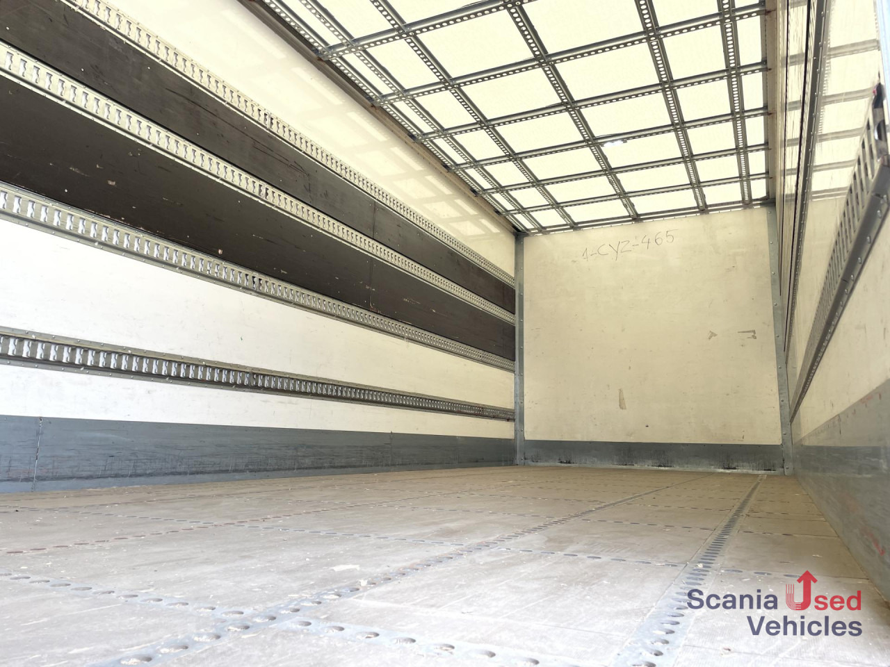SCANIA P 320 DB6x2*4MNB RETARDER FULL AIR 8T TAIL LIFT 2T - Autocarro furgonato: foto 2 SCANIA P 320 DB6x2*4MNB RETARDER FULL AIR 8T TAIL LIFT 2T - Autocarro furgonato: foto 2
