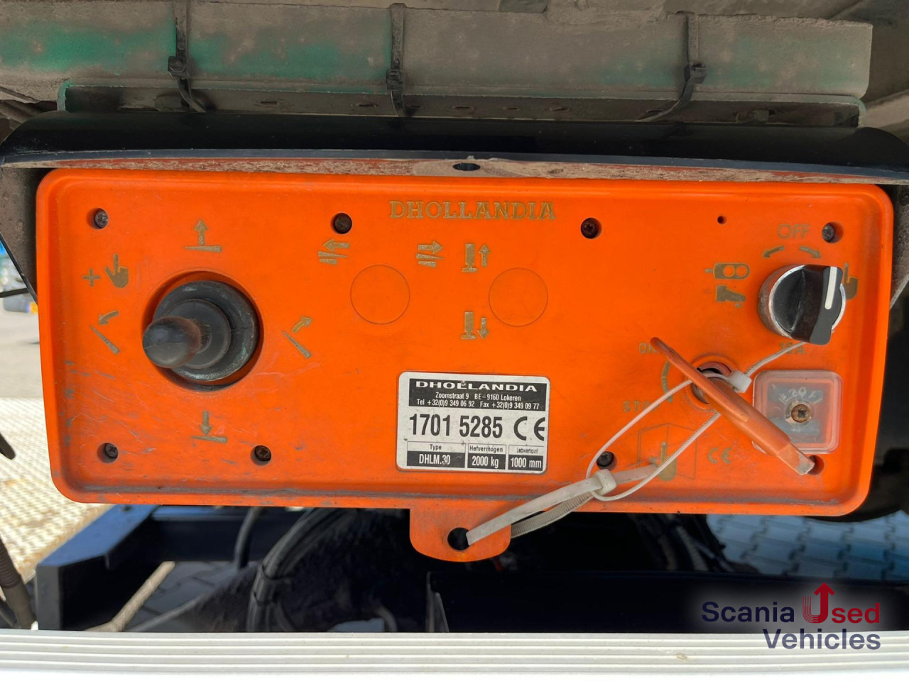 SCANIA P 320 DB6x2*4MNB RETARDER FULL AIR 8T TAIL LIFT 2T - Autocarro furgonato: foto 3 SCANIA P 320 DB6x2*4MNB RETARDER FULL AIR 8T TAIL LIFT 2T - Autocarro furgonato: foto 3