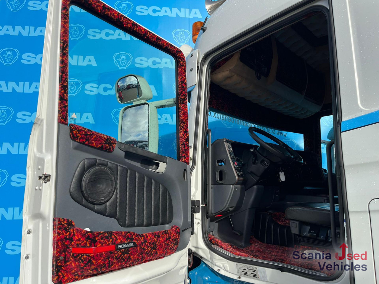 SCANIA R 480 LA6x2/4MLB RETARDER DIFF-L MEGA VOLUME - Trattore stradale: foto 2 SCANIA R 480 LA6x2/4MLB RETARDER DIFF-L MEGA VOLUME - Trattore stradale: foto 2