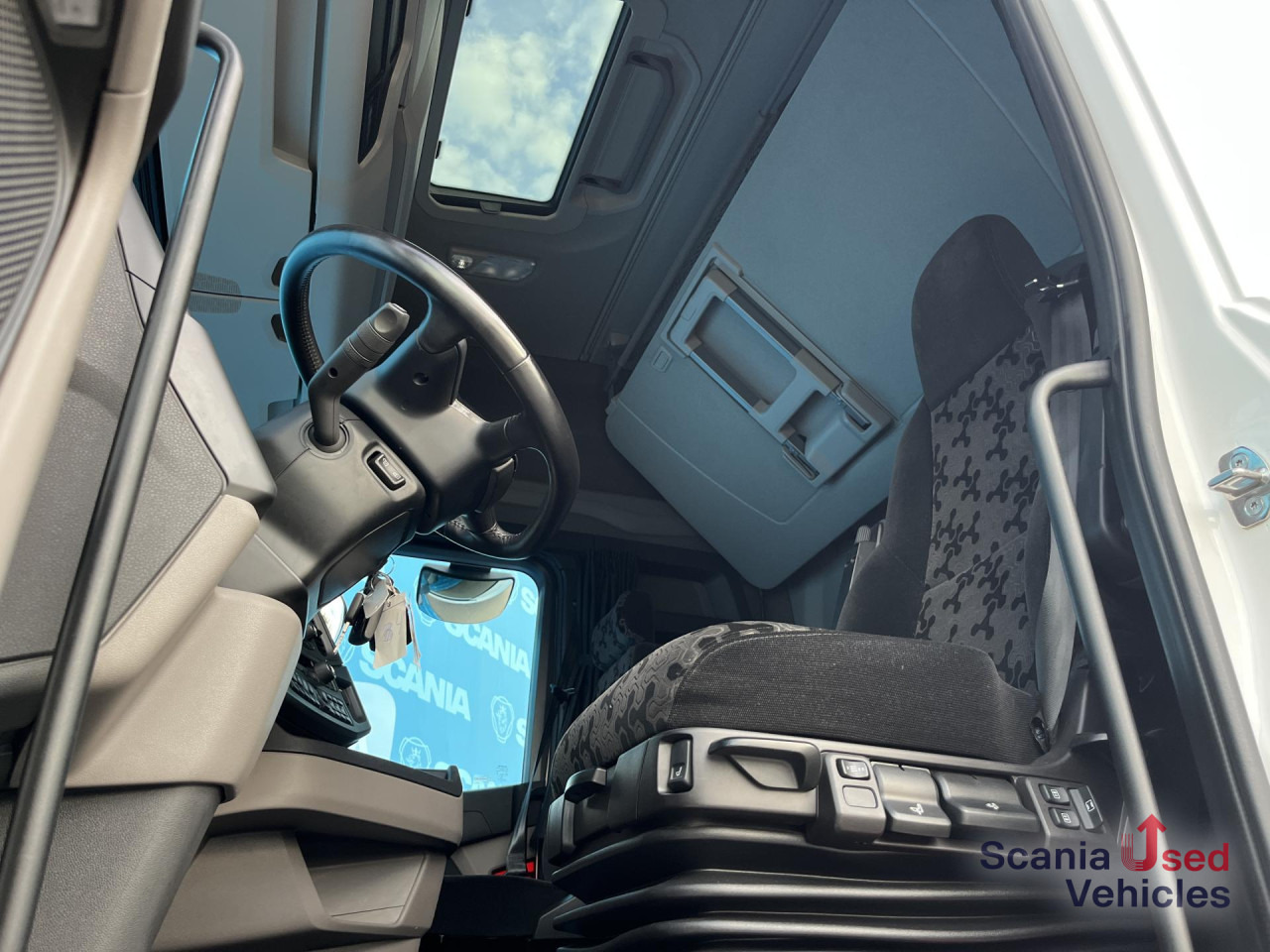 SCANIA S 500 A4x2NB RETARDER FULL AIR P-AIRCO 8T PTO ACC - Trattore stradale: foto 4 SCANIA S 500 A4x2NB RETARDER FULL AIR P-AIRCO 8T PTO ACC - Trattore stradale: foto 4