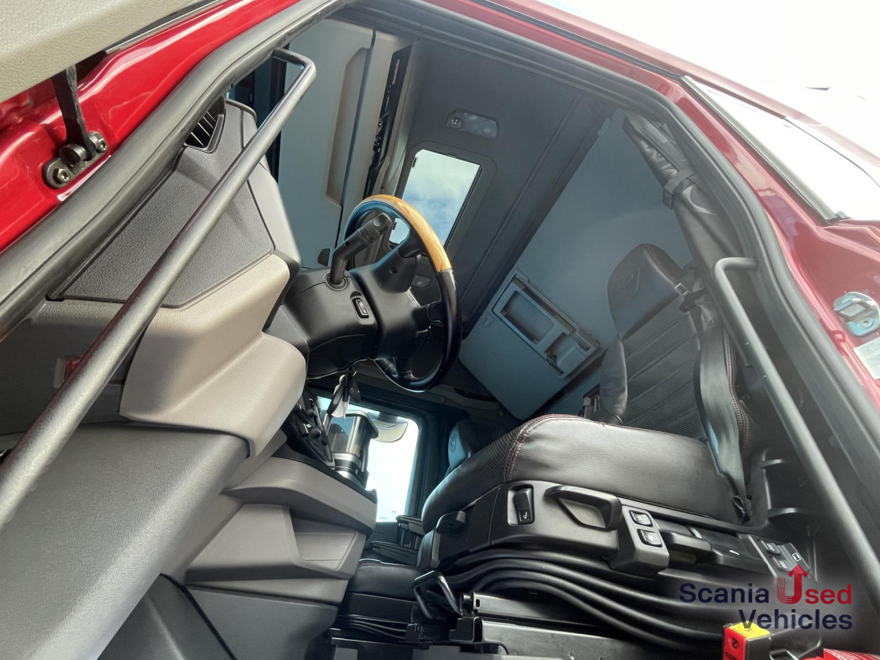 SCANIA S 520 A6x2/4NB DIFF-L RETARDER FULL AIR P-AIRCO V8 - Trattore stradale: foto 4 SCANIA S 520 A6x2/4NB DIFF-L RETARDER FULL AIR P-AIRCO V8 - Trattore stradale: foto 4