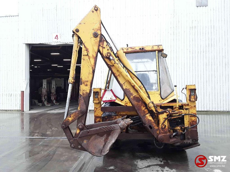 Terna Caterpillar 428: foto 10